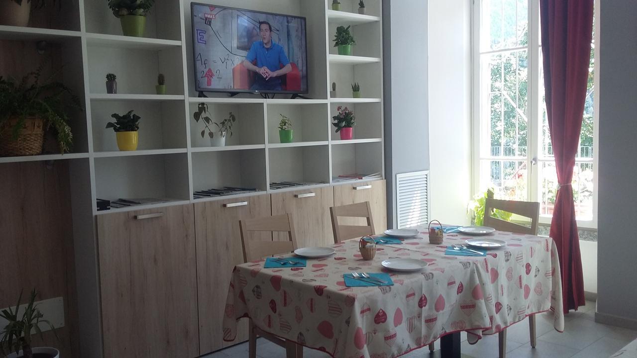 La Vecchia Scuola Acomodação com café da manhã Villa d'Allegno Exterior foto