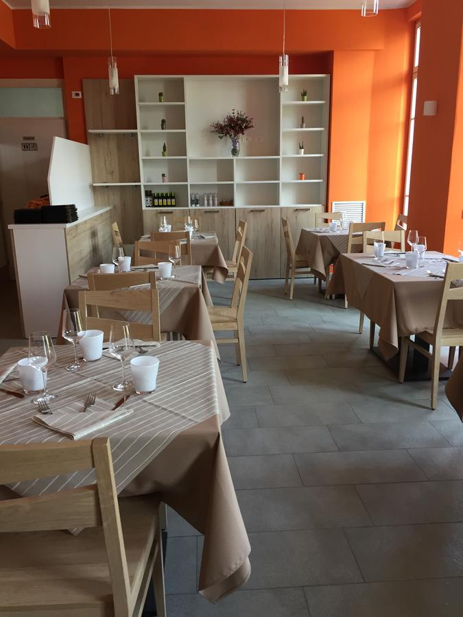 La Vecchia Scuola Acomodação com café da manhã Villa d'Allegno Exterior foto